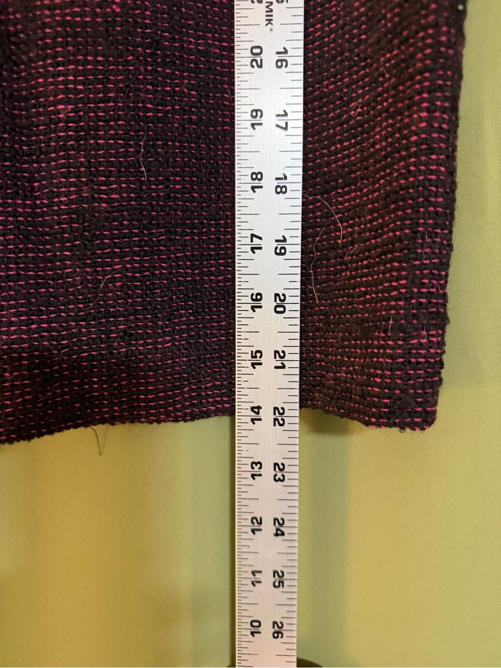 Akris Punto Purple Tweed Pencil Skirt - Picture 3 of 6